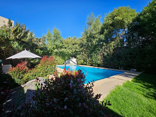 Broker Lomas 4d-5b-piscina- Patio- Sala Estar-