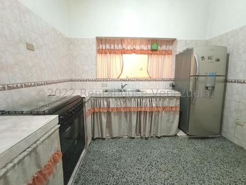 Gbf 25-14273 La Coromoto Vendo Bella Casa Con Terreno Contácteme Ya.