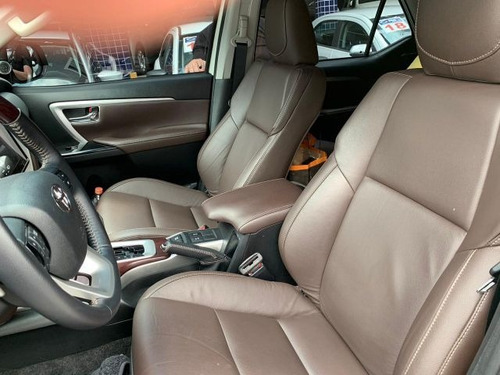 Toyota Hilux Sw4 Srx At 7 Lugares 2.8l 16v Turbo In..byj5757