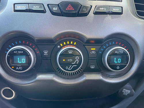 Imagen 10 de 19 de Ford Ranger 2014 3.2 Cd 4x4 Limited Tdci 200cv At
