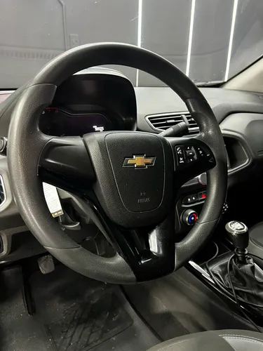 Chevrolet Onix 1.4 Lt