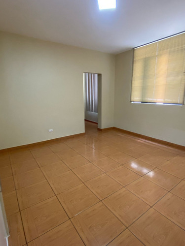 Alquilo Mini Depa ( Inlcuye Servicios) X Alt. C 3 De La Av. La Molina X Atento Peru