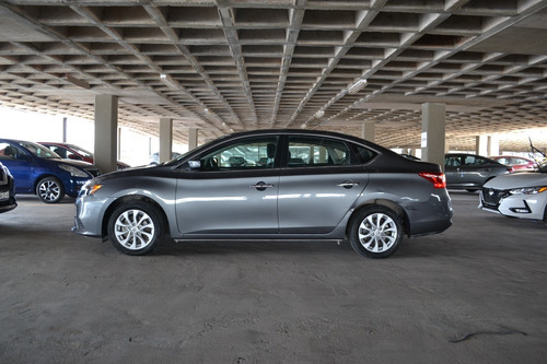 Imagen 4 de 13 de Nissan Sentra Oxford