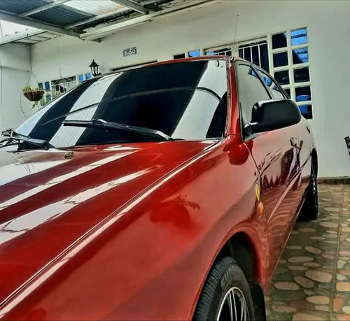 Mitsubishi Lancer 1.3 Gl 5 p