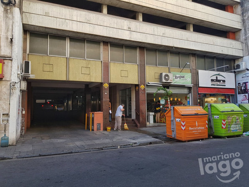 Cocheracubierta  En Venta Ubicado En Centro