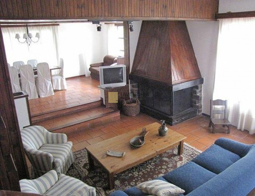 Imagen 8 de 30 de Venta De Casa De 4 Dormitorios En Pinares