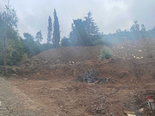 Hermoso Terreno En Lo Curro Vitacura (63870)