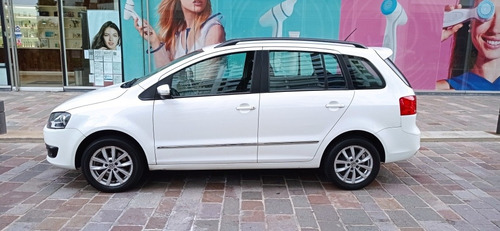 Volkswagen Suran 1.6 Highline 101cv 2014