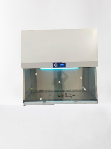 Capela Cabine Fluxo Laminar Vertical Modelo 980 Filtro Hepa