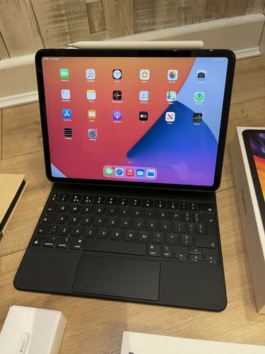 Imagen 2 de 5 de Apple iPad Pro 11 2020 2nd Gen 128gb + Apple Magic Keyboar