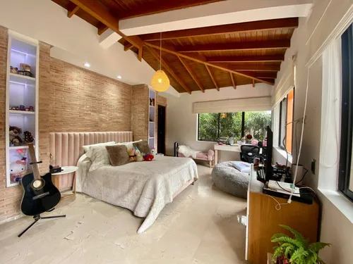 Casa En Venta En Los Balsos. Cod V12192