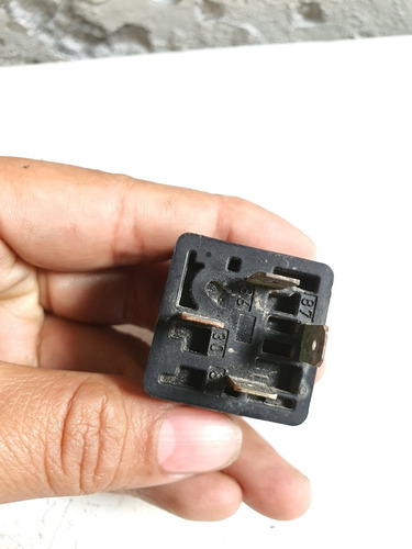 Relay Rele Relevador Vitara 1.4t 16-21 V23234-b0001-x001 (Usado)