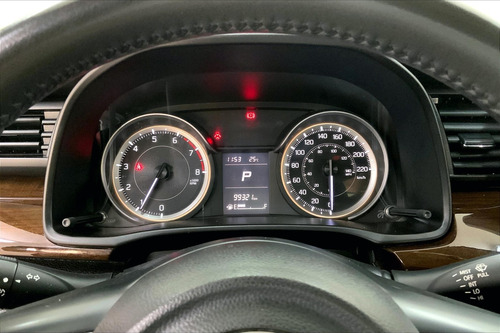 Imagen 24 de 25 de Suzuki Ertiga 5 Pts Glx, 15l, Ta, A/ac Aut, Fniebla, 7 Pas