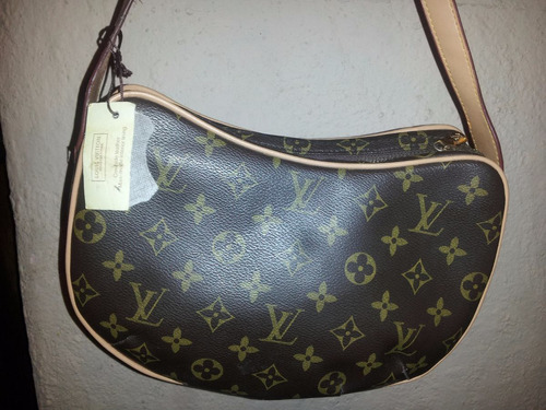 Cartera De Semi Cuero Tipo Louis Vuitton