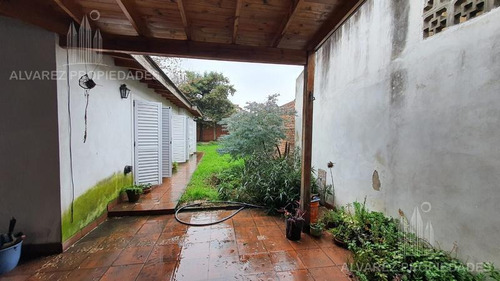 Imagen 14 de 30 de Casa 7 Ambientes Venta Merlo Oportunidad