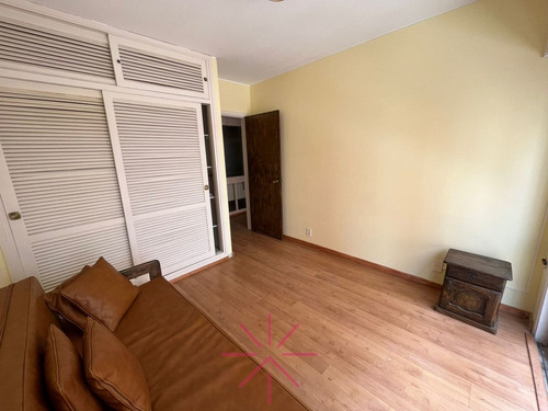Imagen 10 de 13 de Venta Apartamento 2 Dormitorios Edificio Islamar. Playa Brava - Punta Del Este