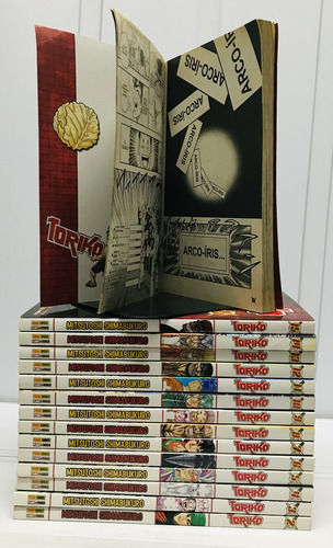 Coleção De Mangás - Toriko - Vols: 1 - 2 - 3 - 4 - 5 - 6 - 7 - 8 - 9 - 10 - 11 - 12 - 13 - 14 - 15 (Usado)