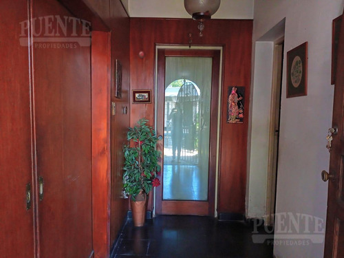 Imagen 2 de 17 de Casa - Banfield Oeste