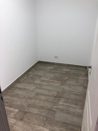 Imagen 11 de 16 de Departamento 2 1/2 Amb - Al Frente - Con Patio Y Cochera - Entrega Inmediata