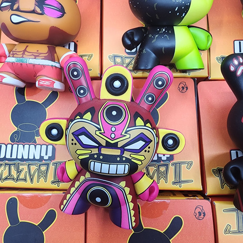 Kidrobot Dunny Azteca Series 2 Marka27 Pink Case Exclusive