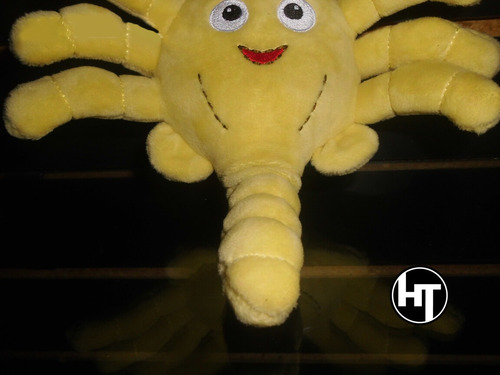 Imagen 3 de 4 de Alien, Atrapacaras, Larva, Peluche, Neca Kidrobot, 8 Pulgad