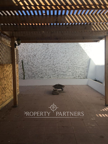Arriendo Departamento De 3 Dormitorios En Jardines...