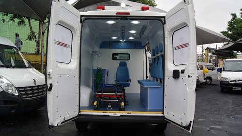 Imagem 9 de 14 de Peugeot Boxer Ambulância Simples Remoção 0 Km
