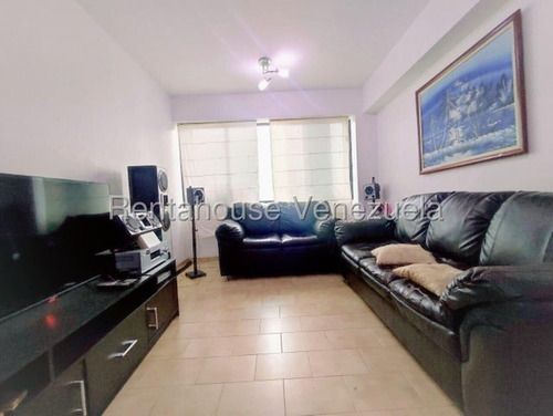 Lomas Del Avila 25-20841 Acogedor Apartamento