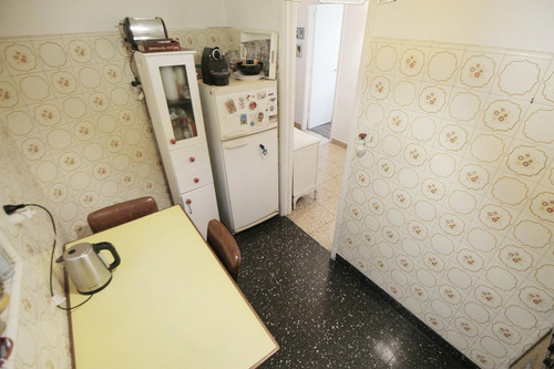 Imagen 14 de 19 de Venta Ph De 2 Ambientes - Muy Buen Estado - Frente - Luminoso - Sin Expensas - Monte Castro