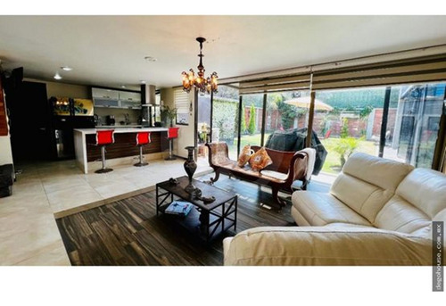 Casa En Venta En Bosque De Las Fuentes Residencial En Calimaya