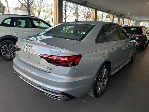 Audi A4 2.0 40 Tfsi Quattro 252cv