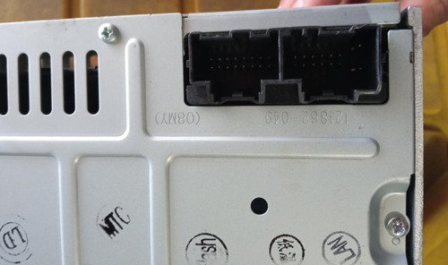 Stereo De Saturn Vue 2008 (se Necesita Reprogramacion) (Usado)
