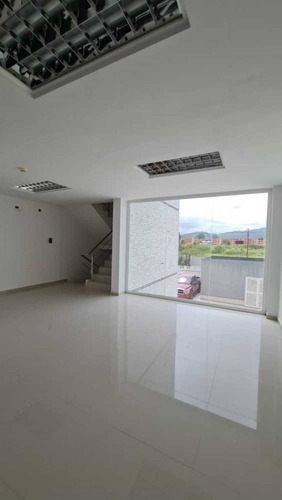 Imagen 7 de 16 de Venta Galpón Zona Industrial Monteserino, San Diego