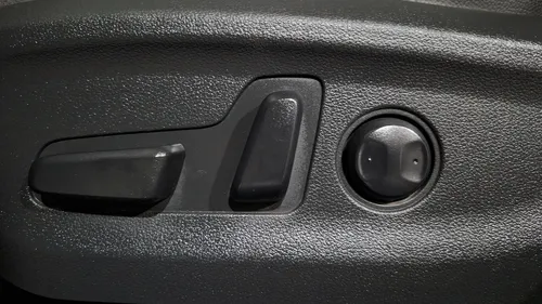 Hyundai Elantra 2.0 LIMITED TECH NAVI AUTO