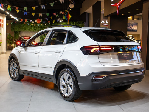 Volkswagen Nivus 1.0 200 TSI TOTAL FLEX COMFORTLINE AUTOMÁTICO