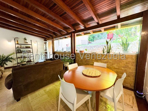 Townhouse En Venta Lomas De Prados Del Este Ia25-39345