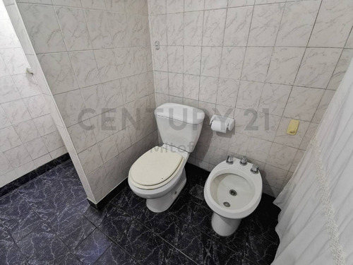 Imagen 14 de 30 de Casa En Venta 4 Dormitorios La Plata