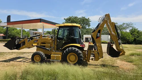 Pajarita Caterpillar 420f2 2024