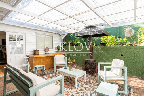 Casa De Lujo En Bosque De Montemar, 8d+6b, 1050 M²