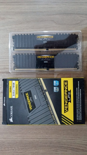 Imagem 1 de 2 de Ram Vengeance Lpx 16gb 2x8gb Corsair Cmk16gx4m2b3000c15