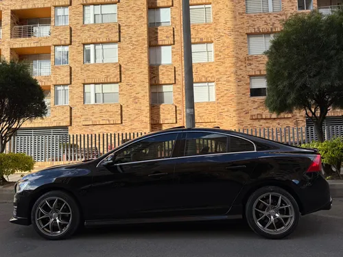 Volvo S60 2.0 T4 Drive-e R-design