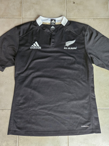 Camiseta adidas All Blacks 2011. Talle L