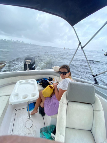 Lancha Motorboat 21 Pés Mercury Optimax 135 Hp 8 Pessoas