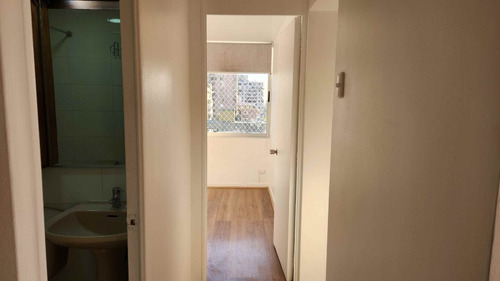 Recien Remodelado, Vista Panorámica, Conectividad, Comercio