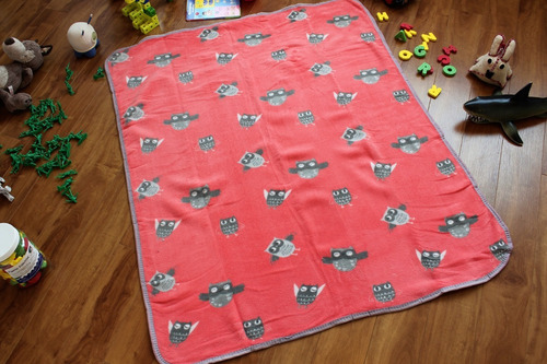 Imagen 2 de 5 de Doggy Blanket By Jetita Cobija Microfibra P/ Perro Mediano