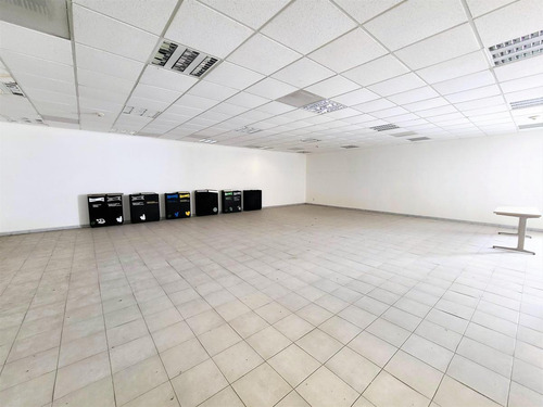 Oficinas Con Bodega En Parque Industrial Toluca