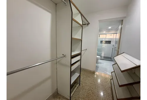 Apartamento Duplex En Laureles,primer Piso