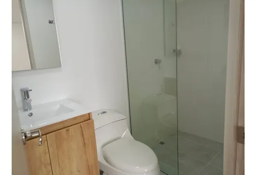 Estrene Este Hermoso Apartamento En Unidad Completa Super Ubicacion