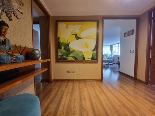 Departamento En Venta De 4 Dorm. En Las Condes