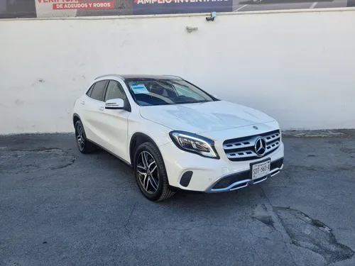 Mercedes-Benz Clase GLA 1.6 200 Cgi Sport At